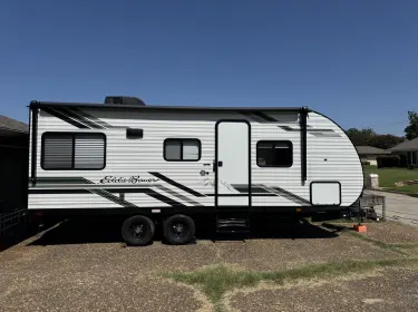 2024 Heartland RVs 210RD-C Travel trailer rental in Fort Worth, TX