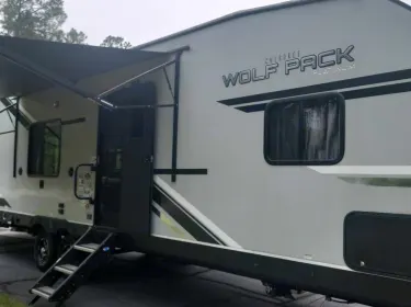 2021 Forest River Cherokee Wolf Pack Toy hauler rental in Wadley, GA