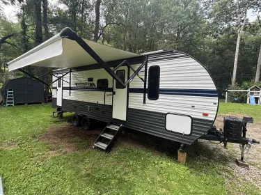 2022 Gulf Stream Kingsport Travel trailer rental in Newark, OH