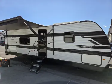 2025 Grand Design Transcend Xplor Travel trailer rental in Lehi, UT