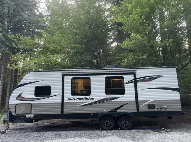 2018 Starcraft Autumn Ridge Outfitter Travel trailer rental in Camas, WA