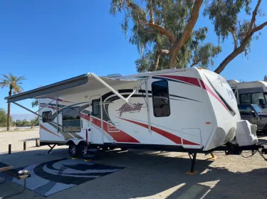 2013 Eclipse Recreational Vehicles Attitude Toy hauler rental in Littlerock, CA