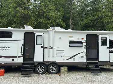 2015 Forest River Rockwood Signature Ultra Lite Travel trailer rental in Hepworth, ON