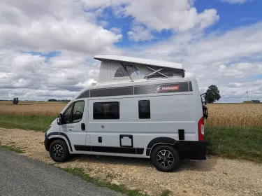 2023 challenger v114s Class B rental in Francastel