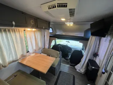 1998 Gulf Stream Ultra Class C rental in Smiths Falls, ON