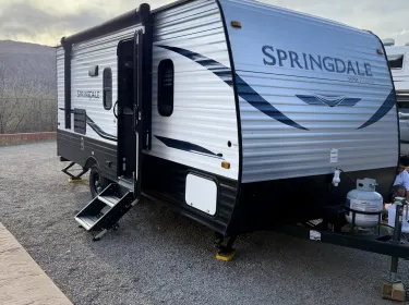 2022 Keystone RV Springdale Travel trailer rental in Long Beach, CA