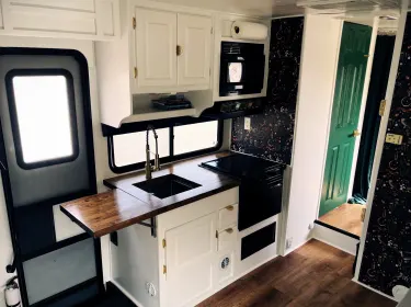 2006 Coachmen Freelander Premier Class C rental in Las Vegas, NV