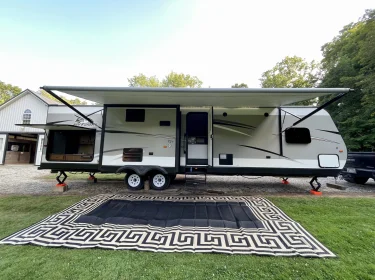 2016 Jayco Jay Flight Travel trailer rental in Alexandria, OH