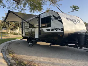 2023 Forest River Evo 2490 Travel trailer rental in Norco, CA