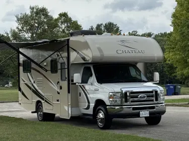 2017 Thor Chateau Class C rental in Streamwood, IL
