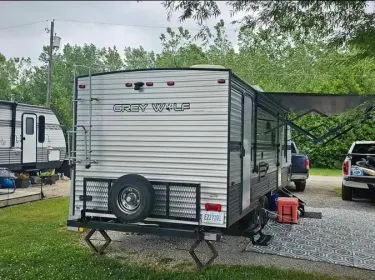 2019 Forest River Cherokee Grey Wolf Travel trailer rental in Allen Park, MI