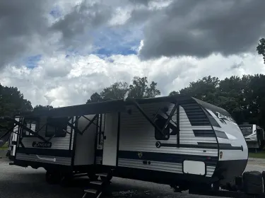 2020 Crossroads RV Zinger Travel trailer rental in Newnan, GA