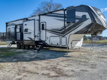 2024 Grand Design Momentum Toy hauler rental in Tyler, TX