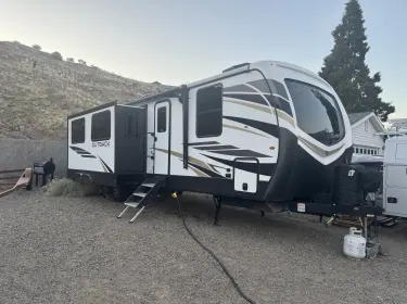 2022 Keystone RV Outback Travel trailer rental in Carnation, WA