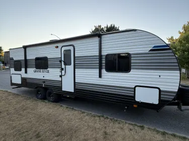 2026 Gulf Stream Grand river Travel trailer rental in Ottawa, ON