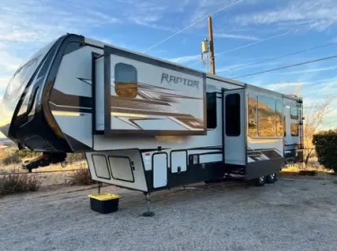 2018 Keystone Raptor Toy hauler rental in Albuquerque, NM