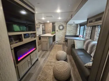 2021 Coachmen Forest River Freedom Express Liberty Series M-320 BHDS Travel trailer rental in Williamsburg, MI 49690-9658, MI