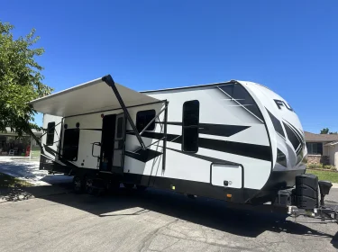 2022 Heartland Fuel 287 Toy hauler rental in Sacramento, CA