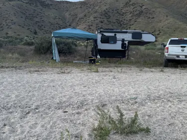 2024 Palomino Backpack Edition Truck Camper rental in Hobart, IN