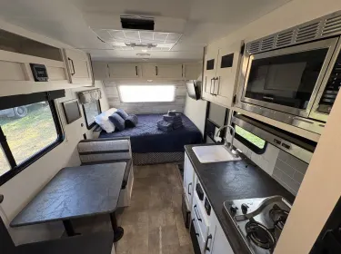 2023 Palomino Puma Ultralite 16BHX Travel trailer rental in Bellvue, CO