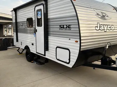 2025 Jayco Jay Flight SLX Sport Edition Travel trailer rental in Verona, NJ