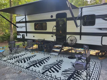 2025 Grand Design Transcend Xplor 24BHX Travel trailer rental in Belleview, FL