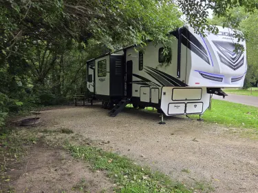 2022 Forest River Vengeance Vengeance Rogue Amored Toy Hauler Fifth-wheel rental in Orlando, FL