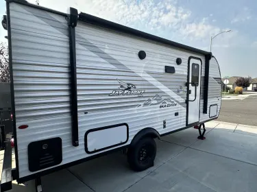 2025 JayCo Jay Flight Baja Edition Travel trailer rental in Pasco, WA