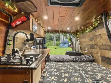 2007 Ford Econoline 150 Camper van rental in Charlotte, NC