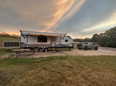 2022 Coachmen Catalina Toy hauler rental in Sullivan, MO