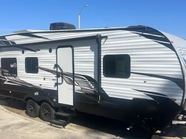 2023 Forest River Shockwave Travel trailer rental in Sunset, LA