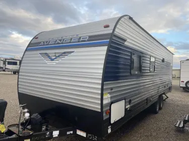2022 Prime Time Avenger Travel trailer rental in Mountain Home, AR