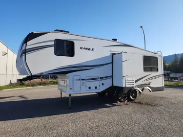 2023 Jayco Eagle HT Fifth-wheel rental in Kelowna, BC
