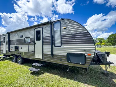 2017 Forest River Cherokee Grey Wolf Travel trailer rental in Naples, FL