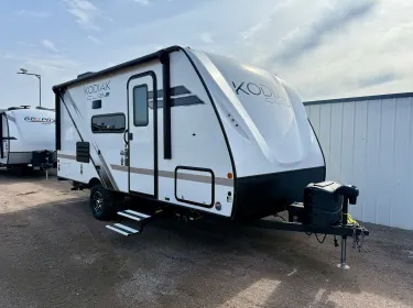 2022 Dutchmen Kodiak Cub Travel trailer rental in Clearwater, MN