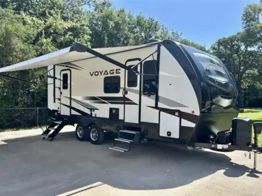 2022 Winnebago Voyage Travel trailer rental in Whitney, TX