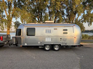 2018 Airstream International Travel trailer rental in Plymouth, MN
