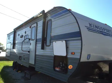 2021 Gulf Stream Kingsport Travel trailer rental in Princeton, TX