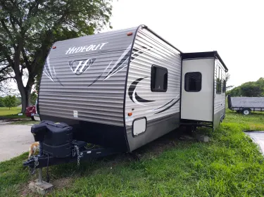 2017 Keystone Hideout 28BHS Travel trailer rental in Huntington, IN