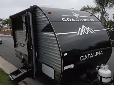 2025 Coachmen Catalina Summit 134BHX Travel trailer rental in Mission Viejo, CA