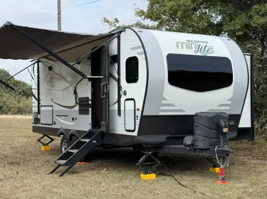 2020 Forest River Rockwood Mini Lite Travel trailer rental in Whitney, TX