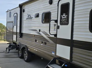 2022 Jayco Jay Flight SLX Travel trailer rental in Gardendale, AL