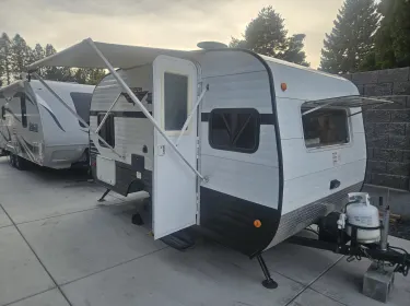 2017 Riverside Retro 166 Travel trailer rental in Pasco, WA
