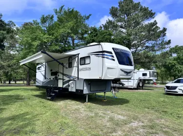 2021 Forest River Impression Fifth-wheel rental in Gentry, AR