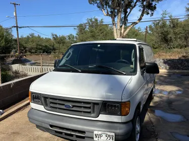 2005 Ford Econoline 150 Camper van rental in Kihei, HI