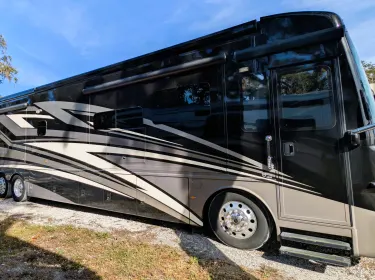 2020 Ventana Ventana Motorhome Class A rental in Tampa Bay, FL