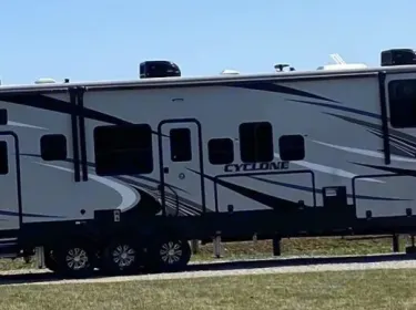 2020 Heartland RVs Cyclone Toy Hauler Fifth-wheel rental in Tallahassee, FL