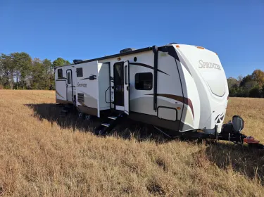 2013 Keystone RV Sprinter Travel trailer rental in Gibsonville, NC