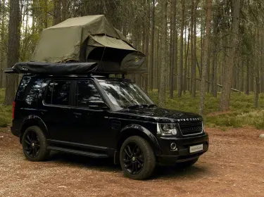 2016 Land Rover Discovery 4 HSE Luxury Camper van rental in Northumberland