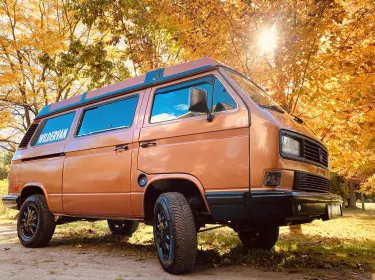 1989 Volkswagen T3 Westfalia Camper van rental in Montréal, QC